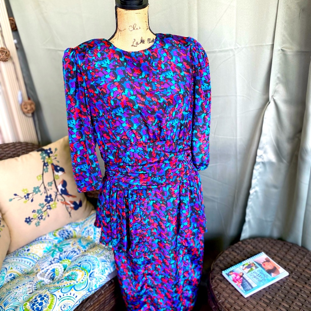 Multicolor dress, 100%polyester size 9/10